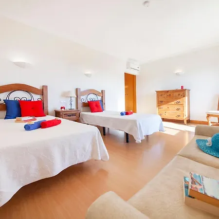 Costa Brava By Algarve Vacation Villa *